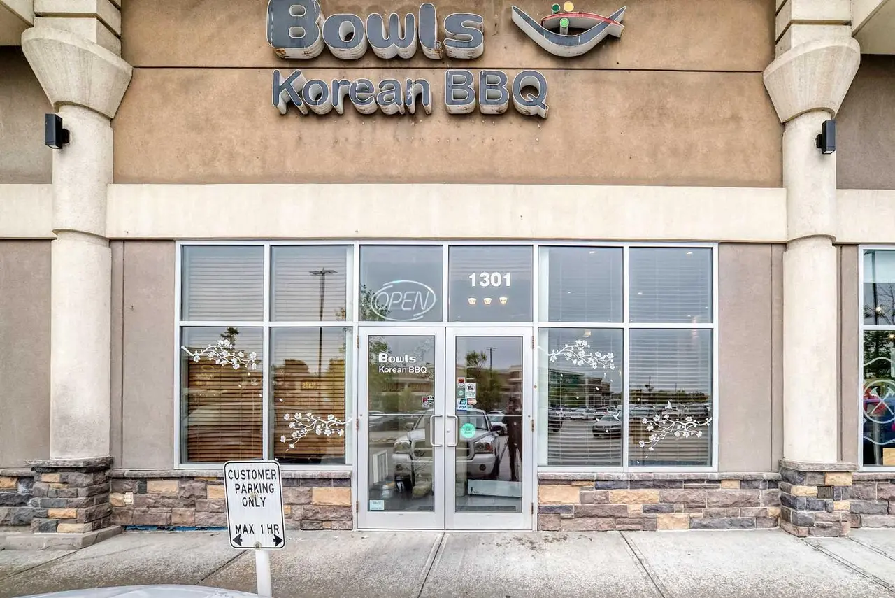 1301, 9650 Harvest Hills Boulevard NE