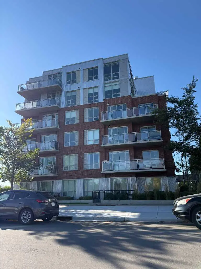 414, 63 Inglewood Park SE