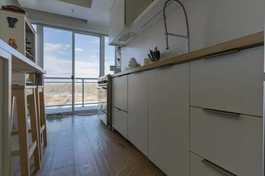 414, 63 Inglewood Park SE