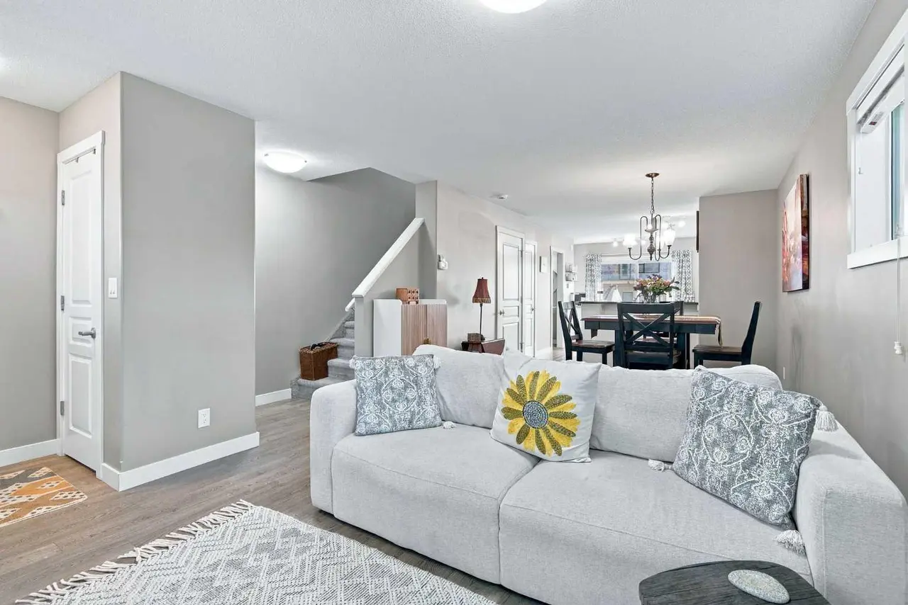 408, 339 VISCOUNT Drive 