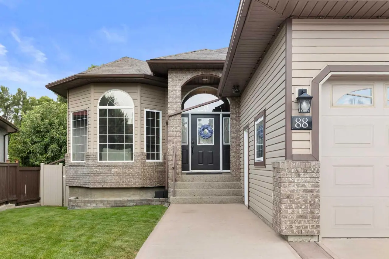 88 Greenwood Court SW