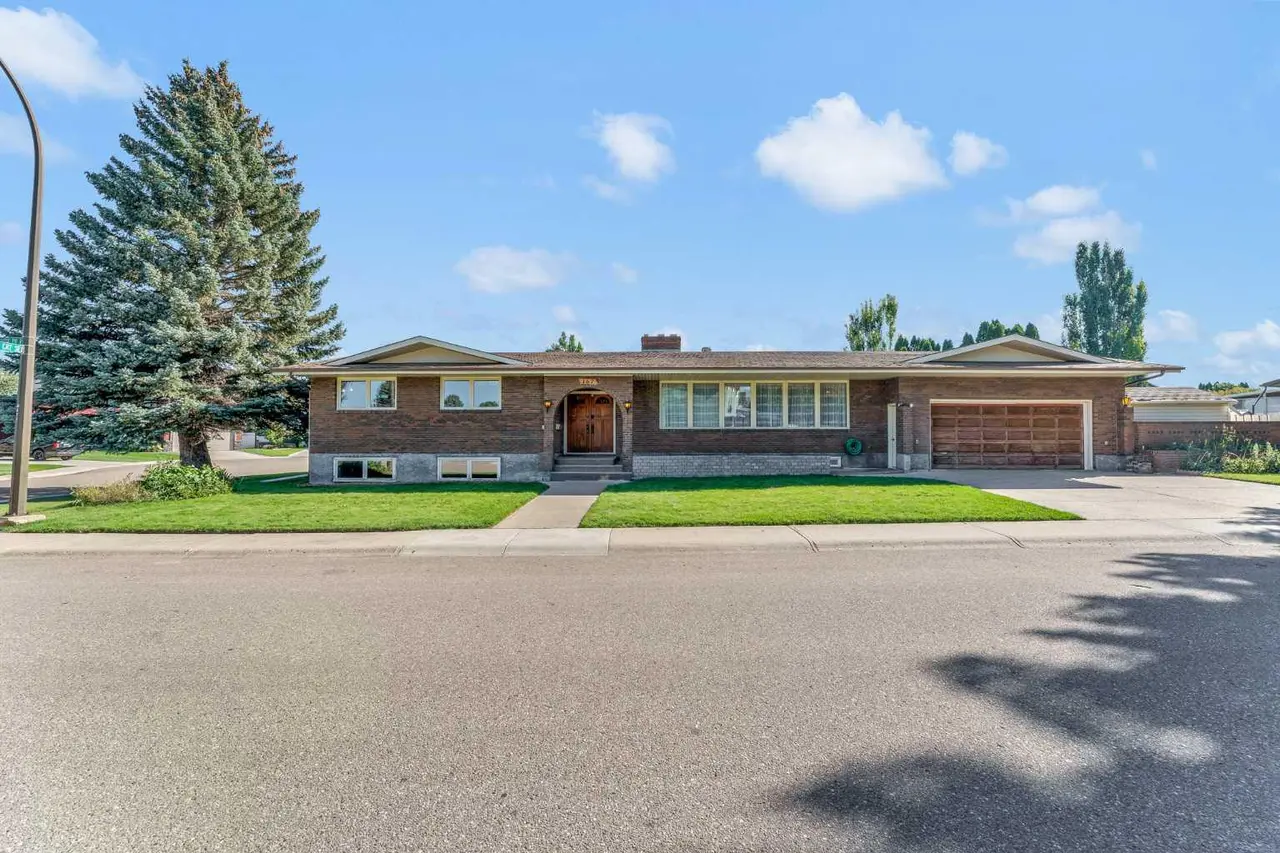167 Primrose Drive SE