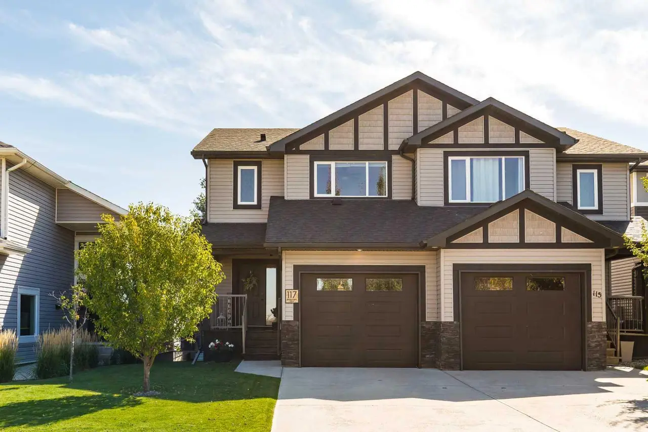 117 Northlander Bend W