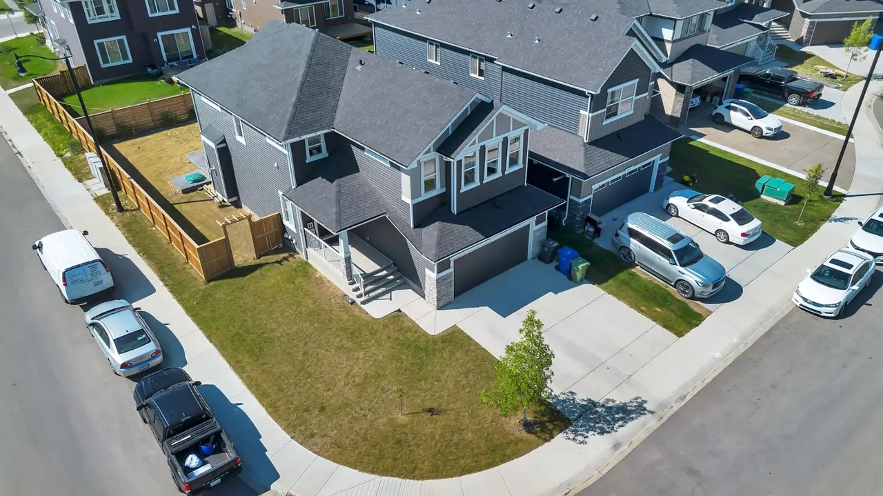 303 Dawson Harbour Court 