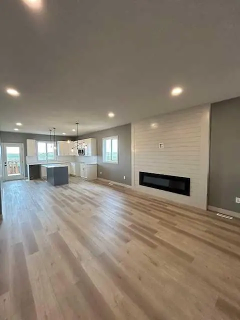 11401 Wisteria Court 
