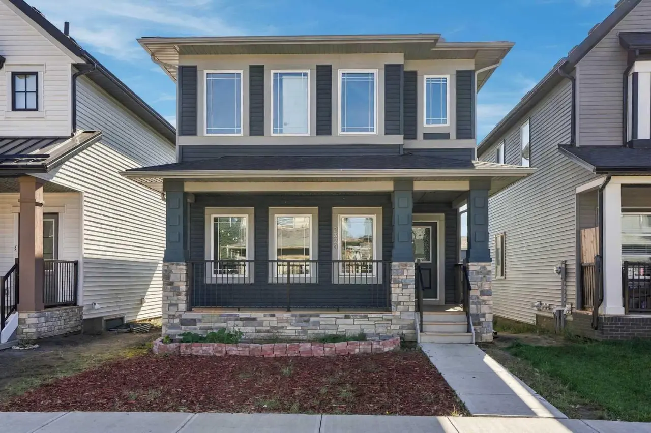 2320 Lancaster Heights SE
