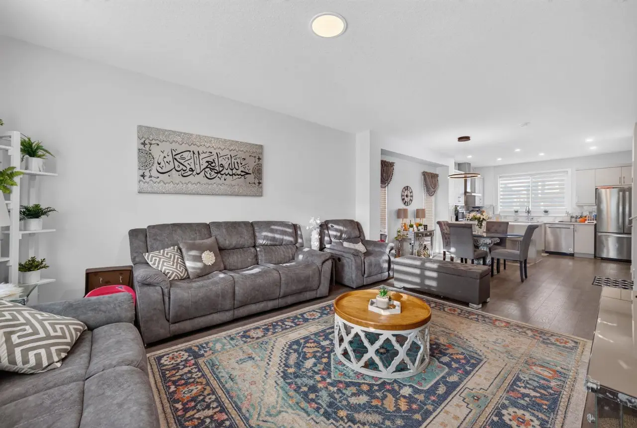 981 Mahogany Boulevard SE