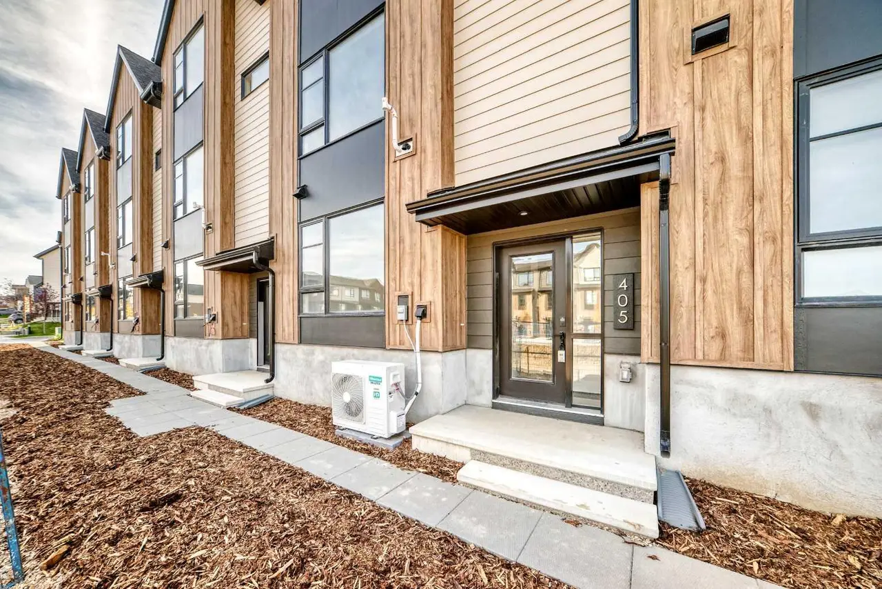 405, 199 Sage Hill Heights NW