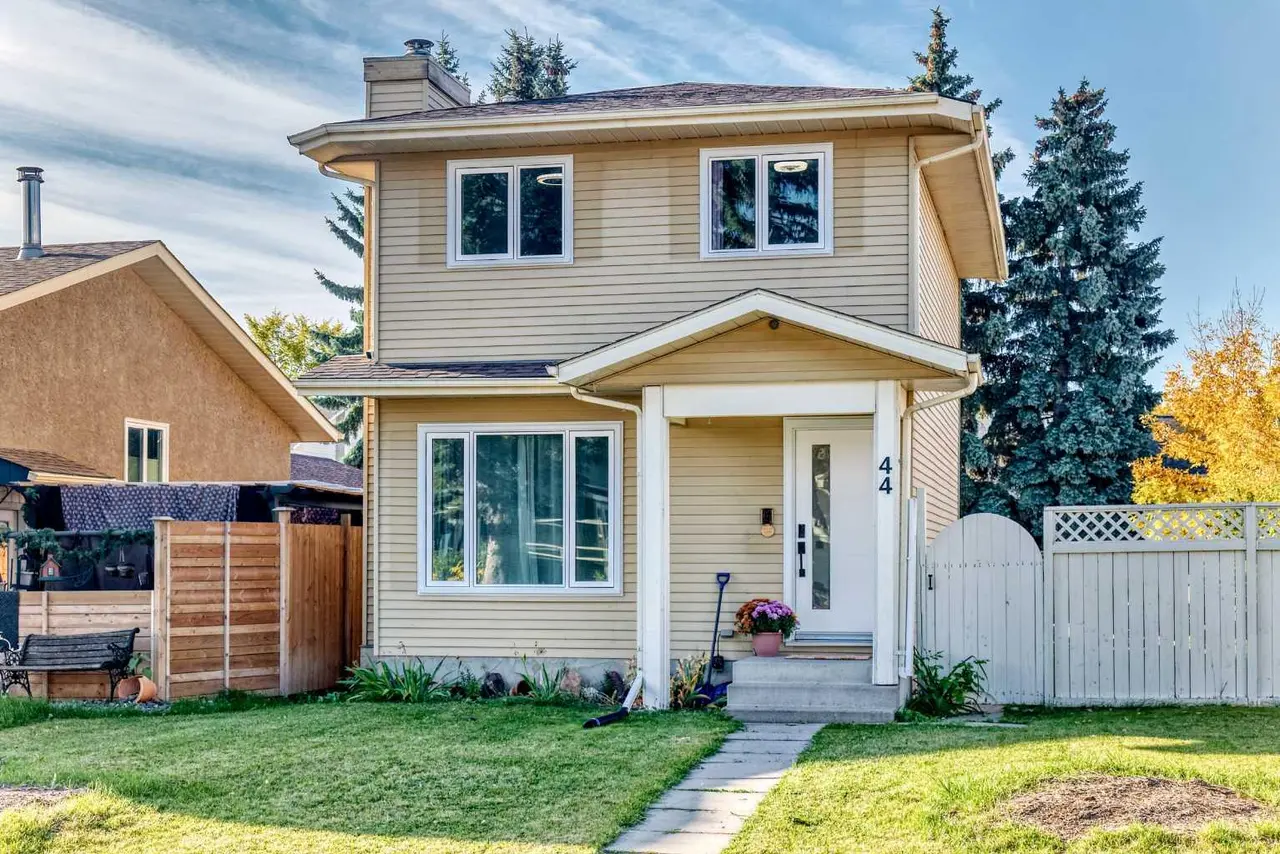 44 McKinley Road SE