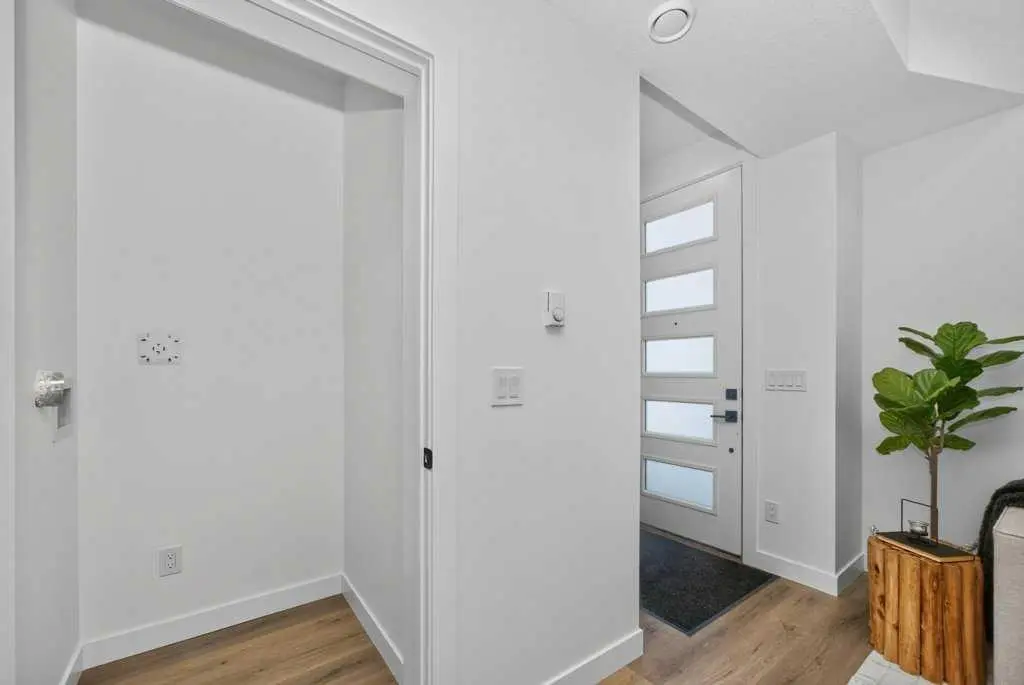 810, 200 Belvedere Boulevard SE