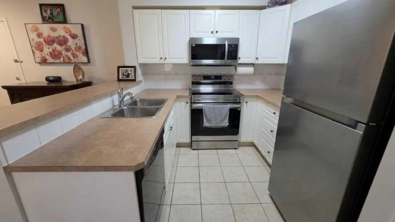 2106, 11 Chaparral Ridge Drive SE