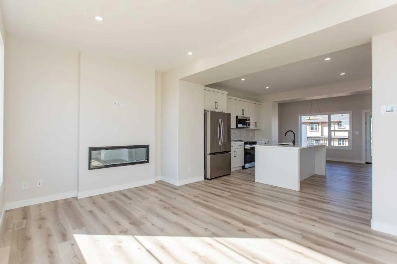 55 Lavelle Close 