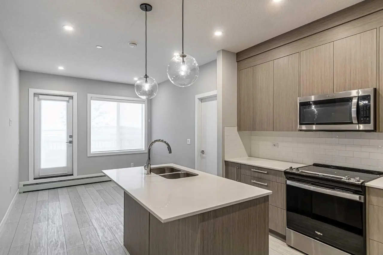 4109, 6 MERGANSER Drive W
