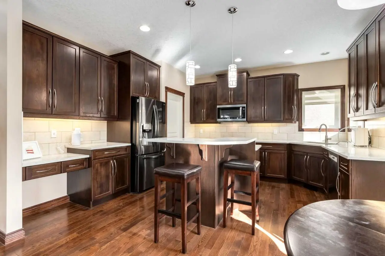 43 Cougar Plateau Circle SW