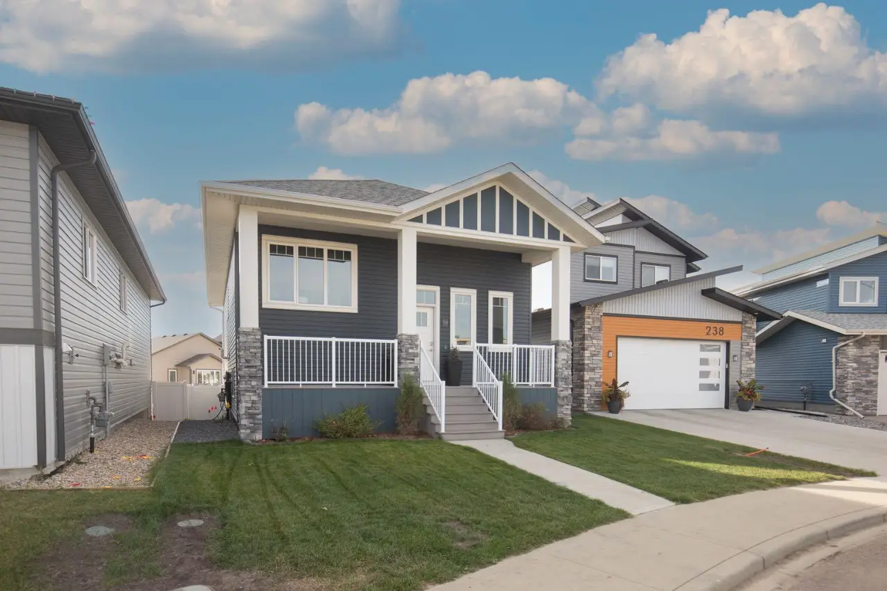 234 LIVINGSTON Close