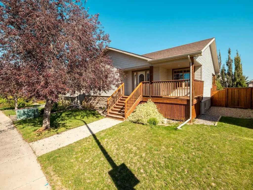 83 Rivergreen Road W