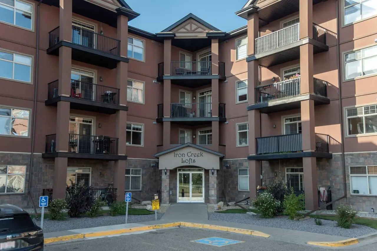 402, 69 Ironstone Drive 