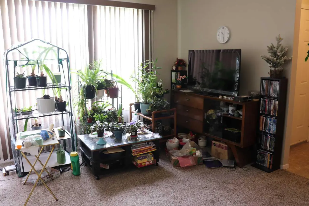 48 Jerry Potts Boulevard W