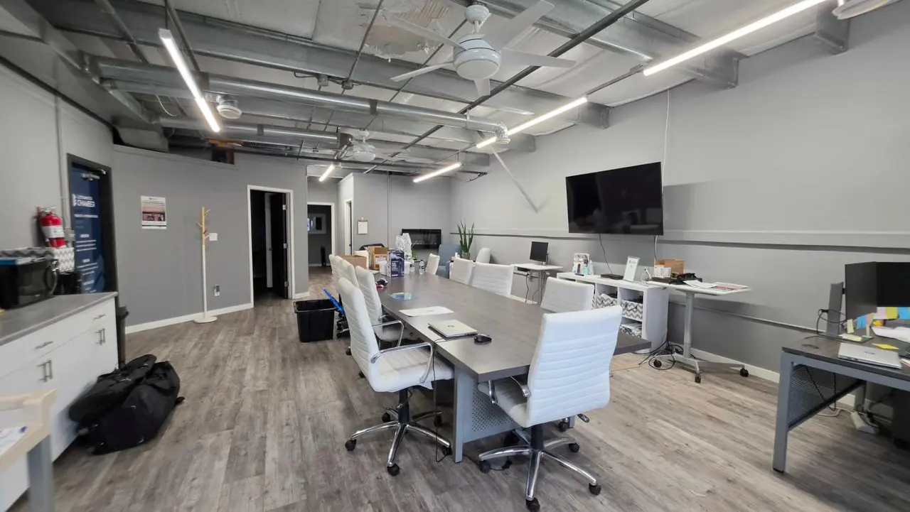 2A, 1808 50 Avenue E