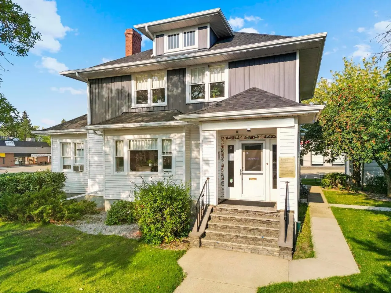 Office 3, 4802 49 Street 