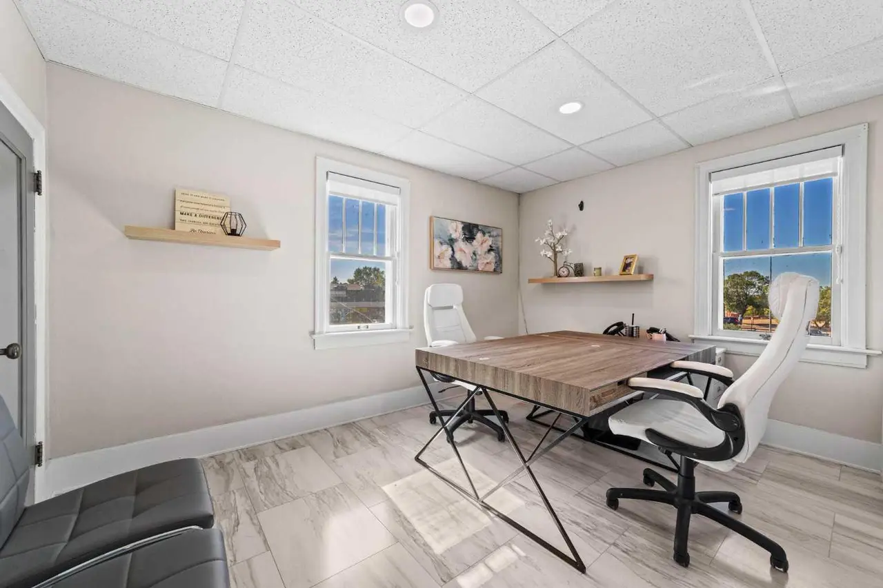 Office 4, 4802 49 Street 