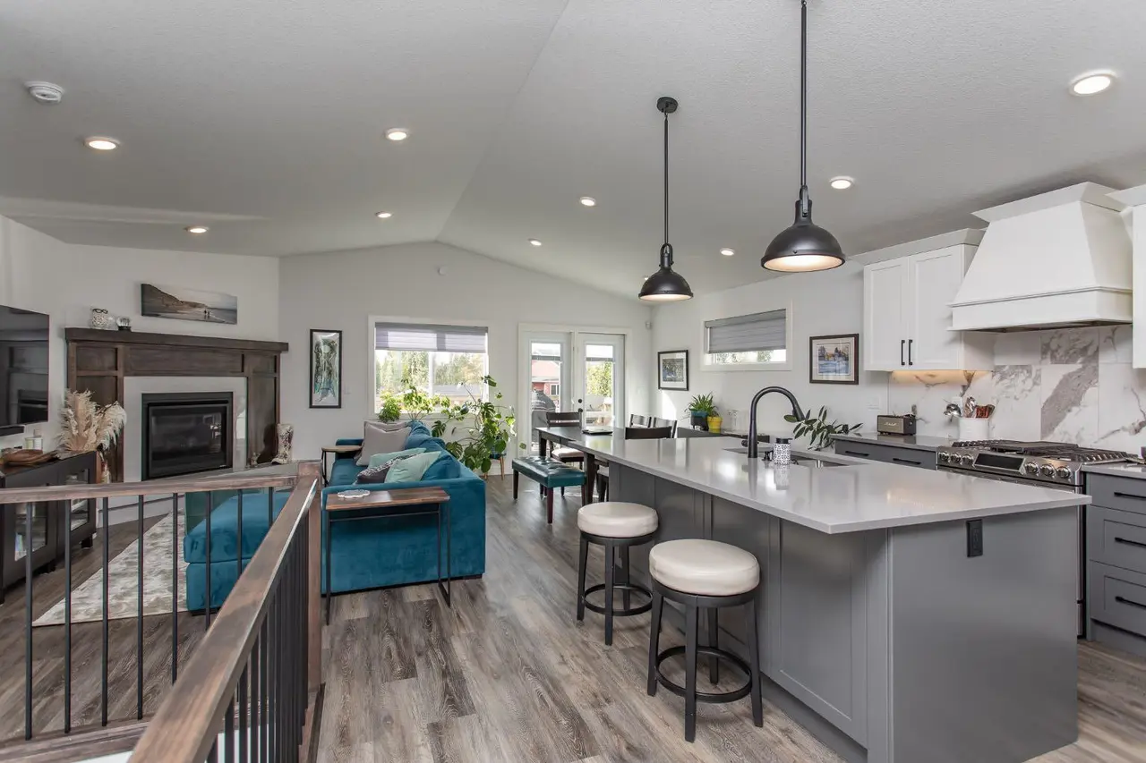 70 Truant Crescent 