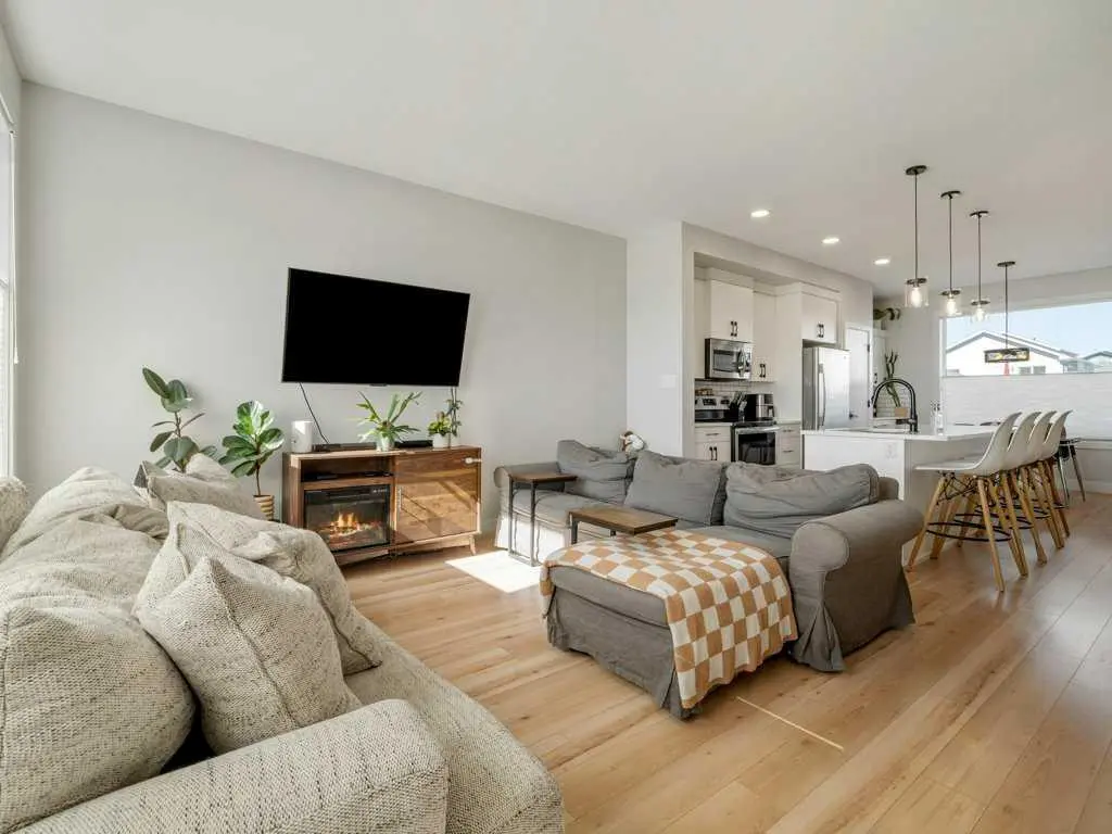 4531 Fairmont Gate S