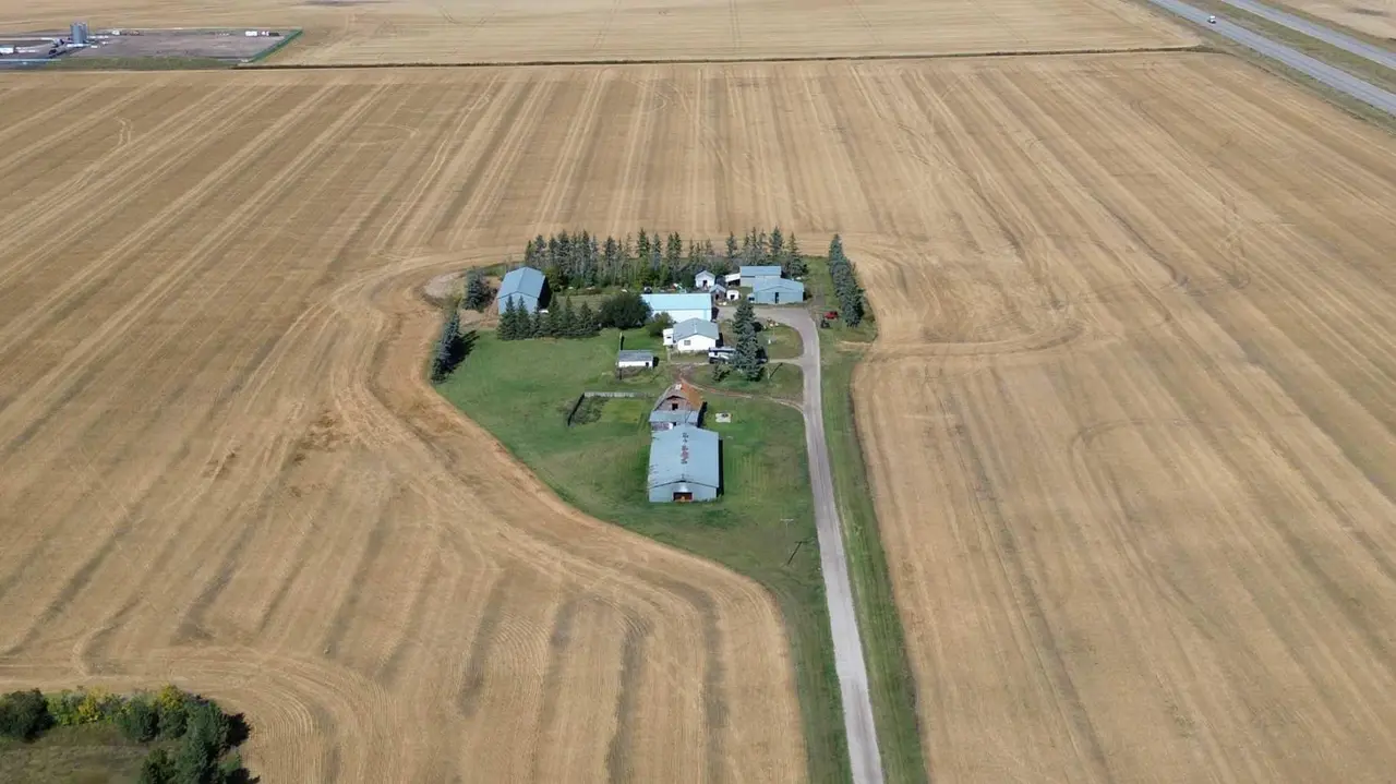 70054 TWP RD 715  