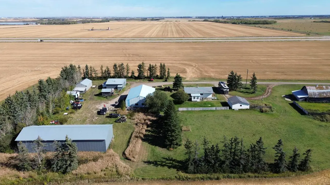 70054 TWP RD 715  