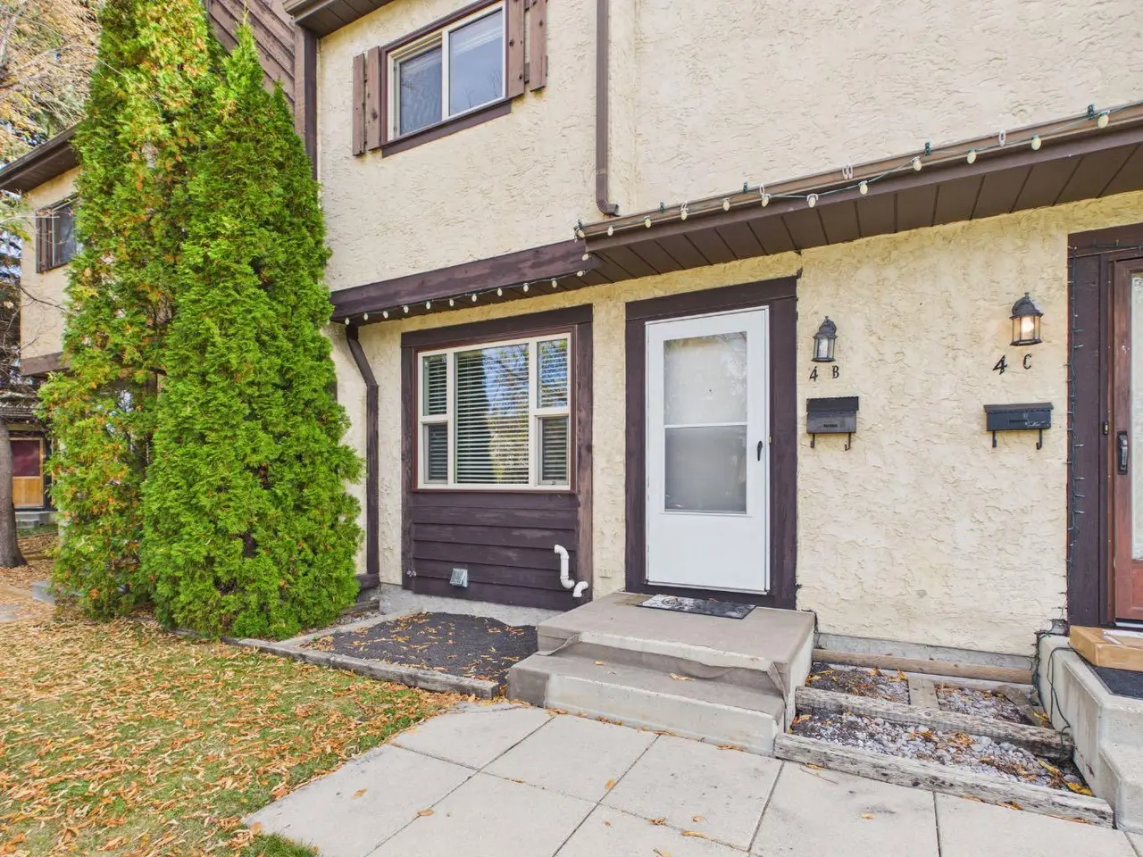 B, 4 Manning Street 