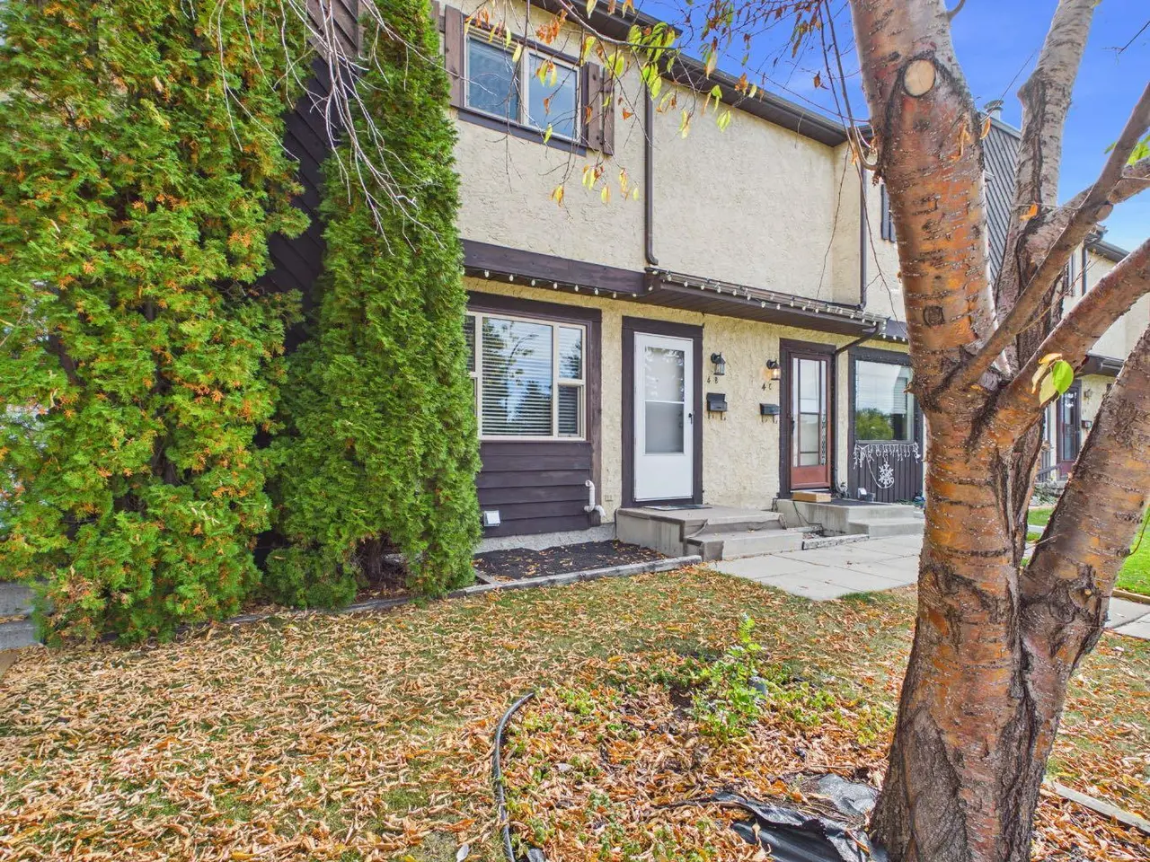 B, 4 Manning Street 