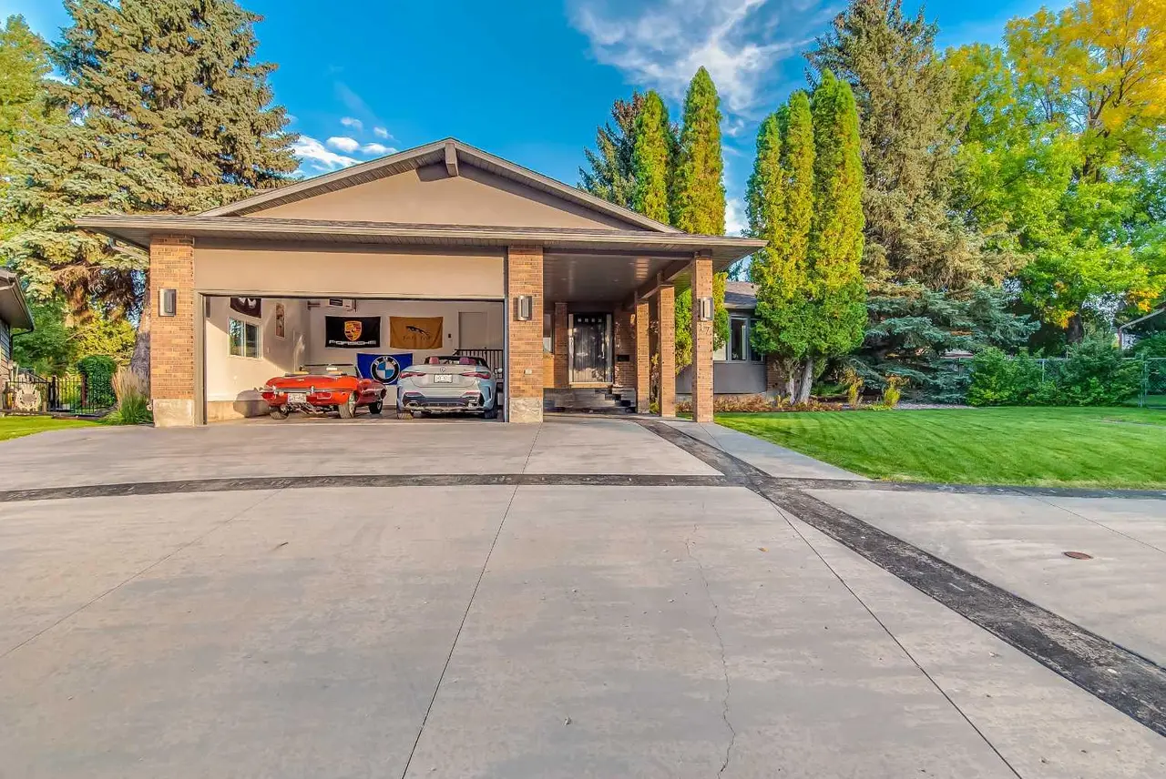 17 Lupine Court SE