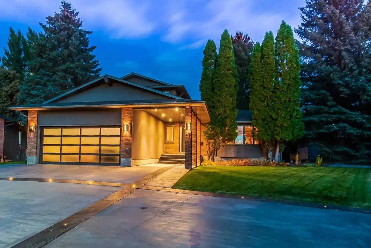 17 Lupine Court SE