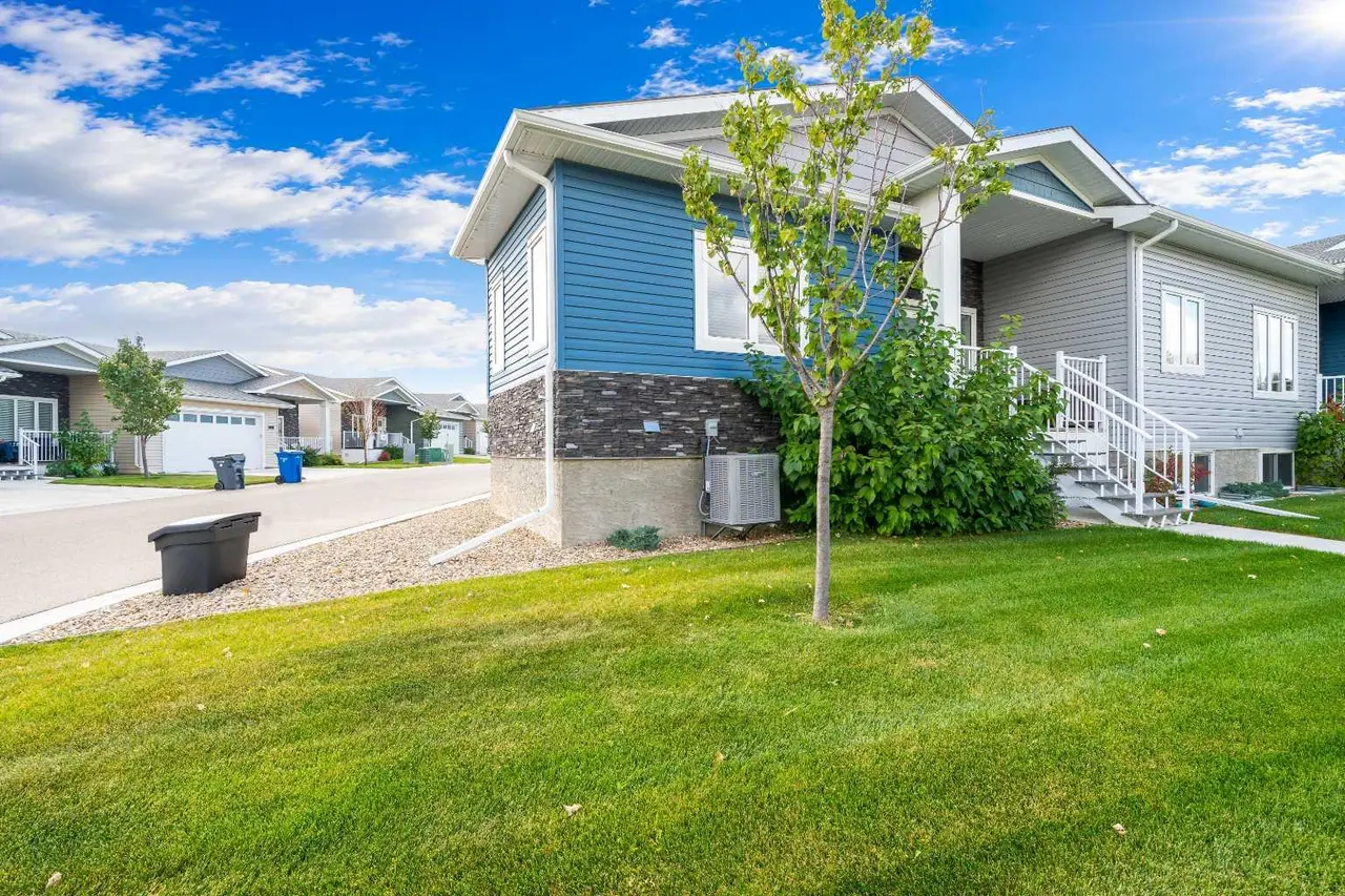 1303, 401 Southlands Boulevard SE