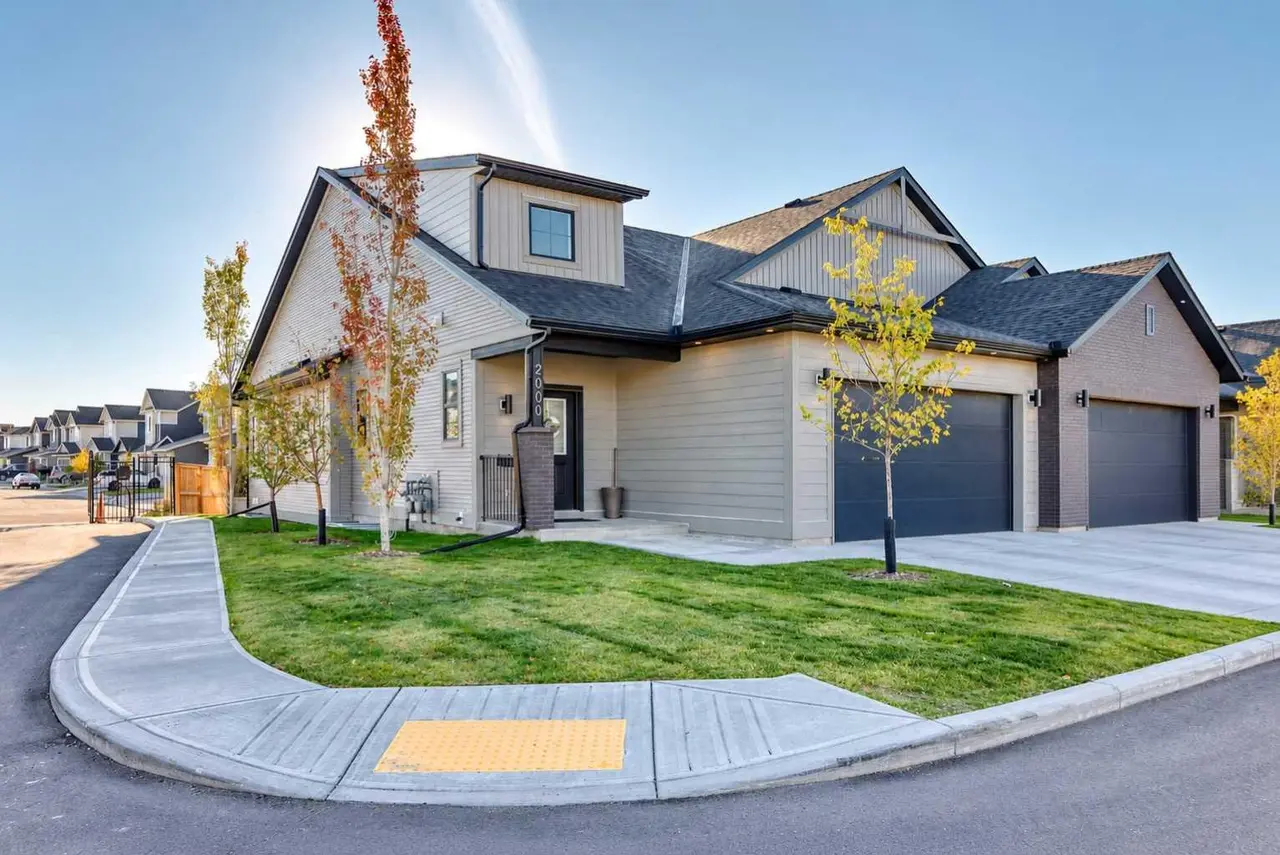 2000, 15 Coopersfield Link SW