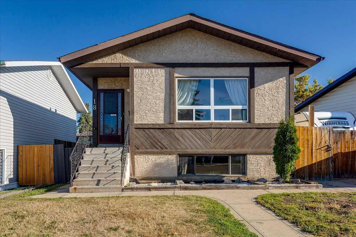 18 Greenham Drive 