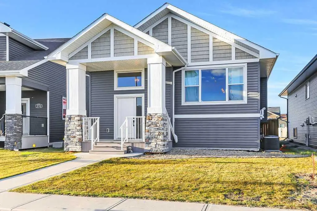 227 Livingston Close 