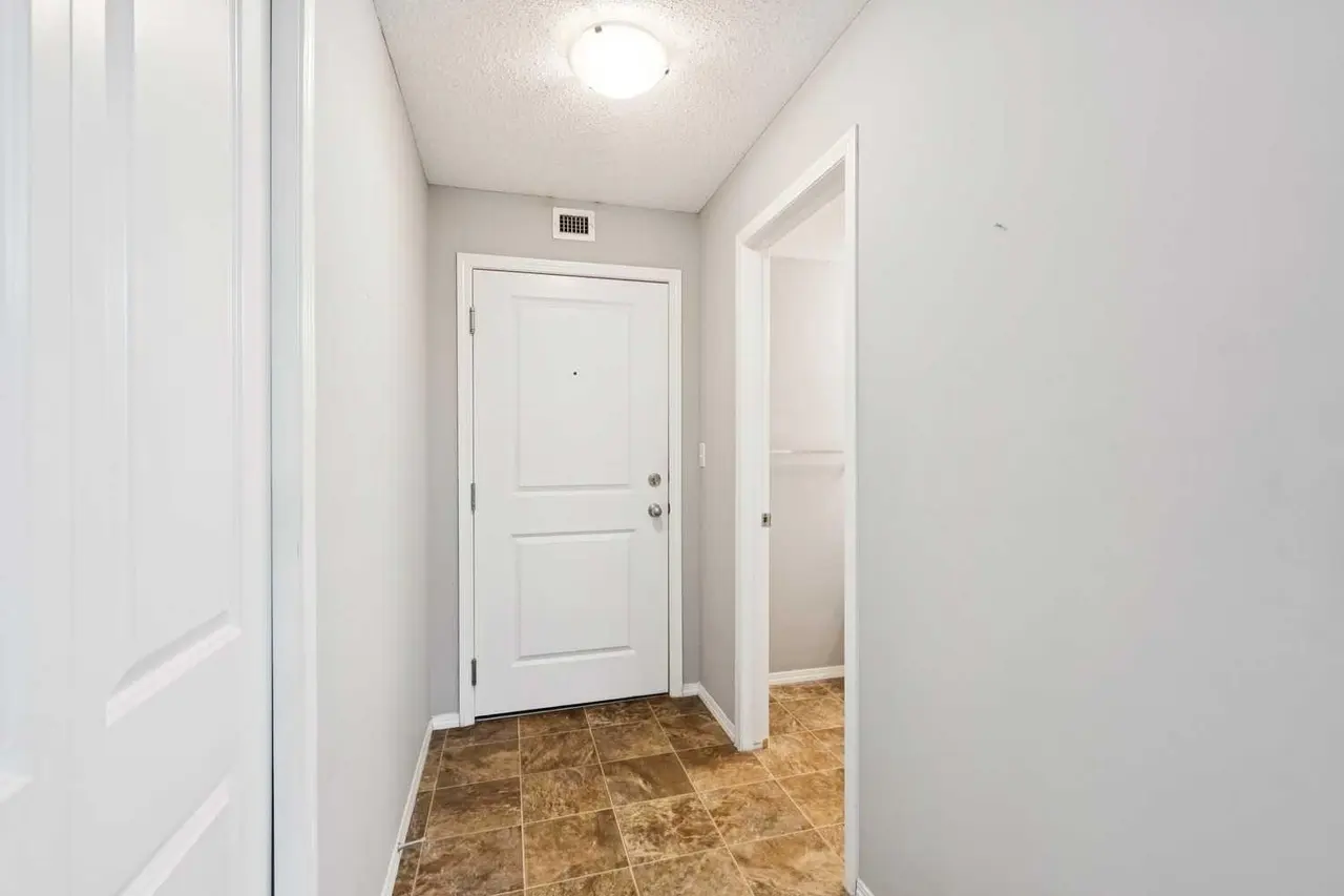 3108, 403 Mackenzie Way SW