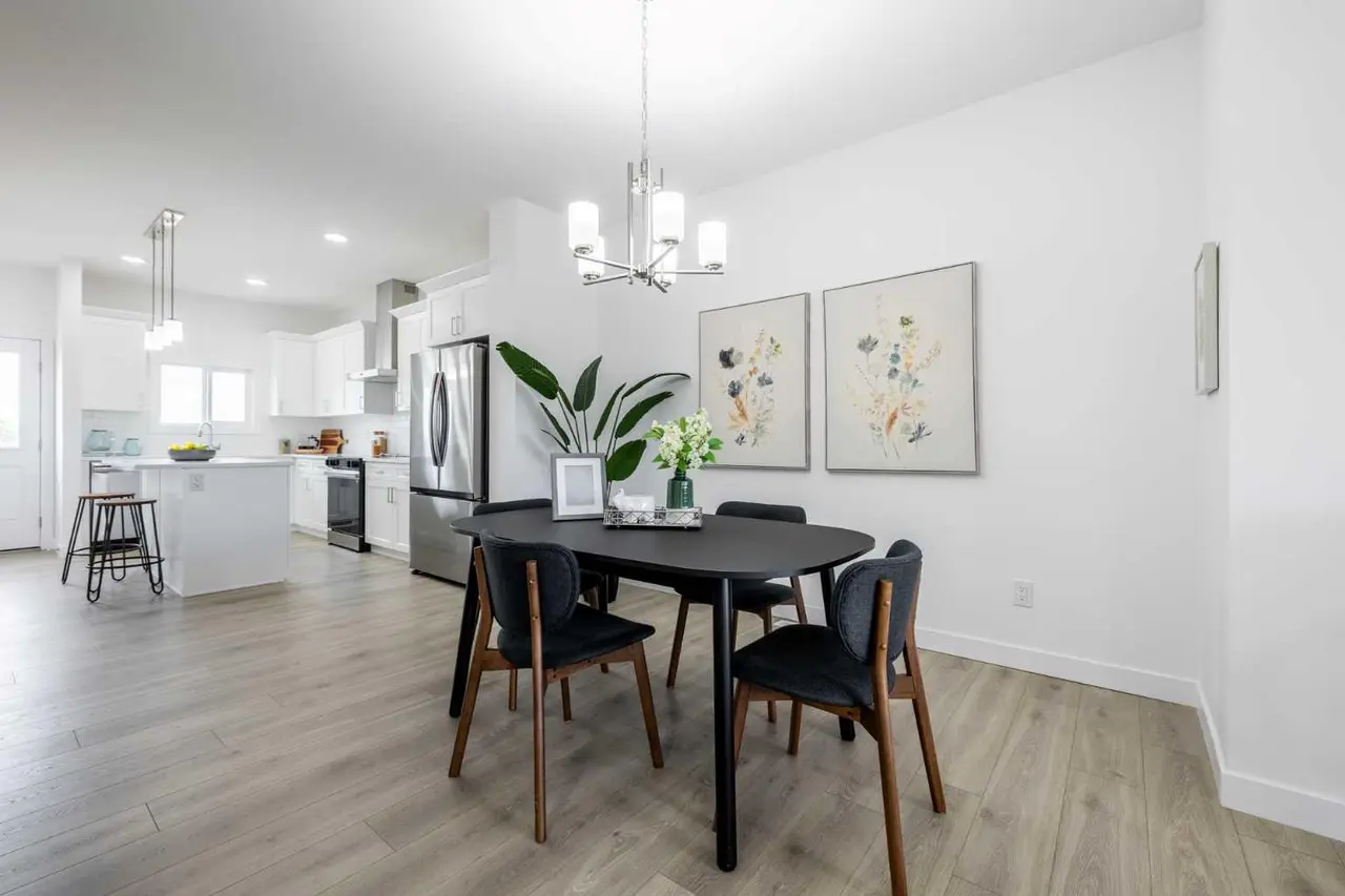 713 Clearview Green 