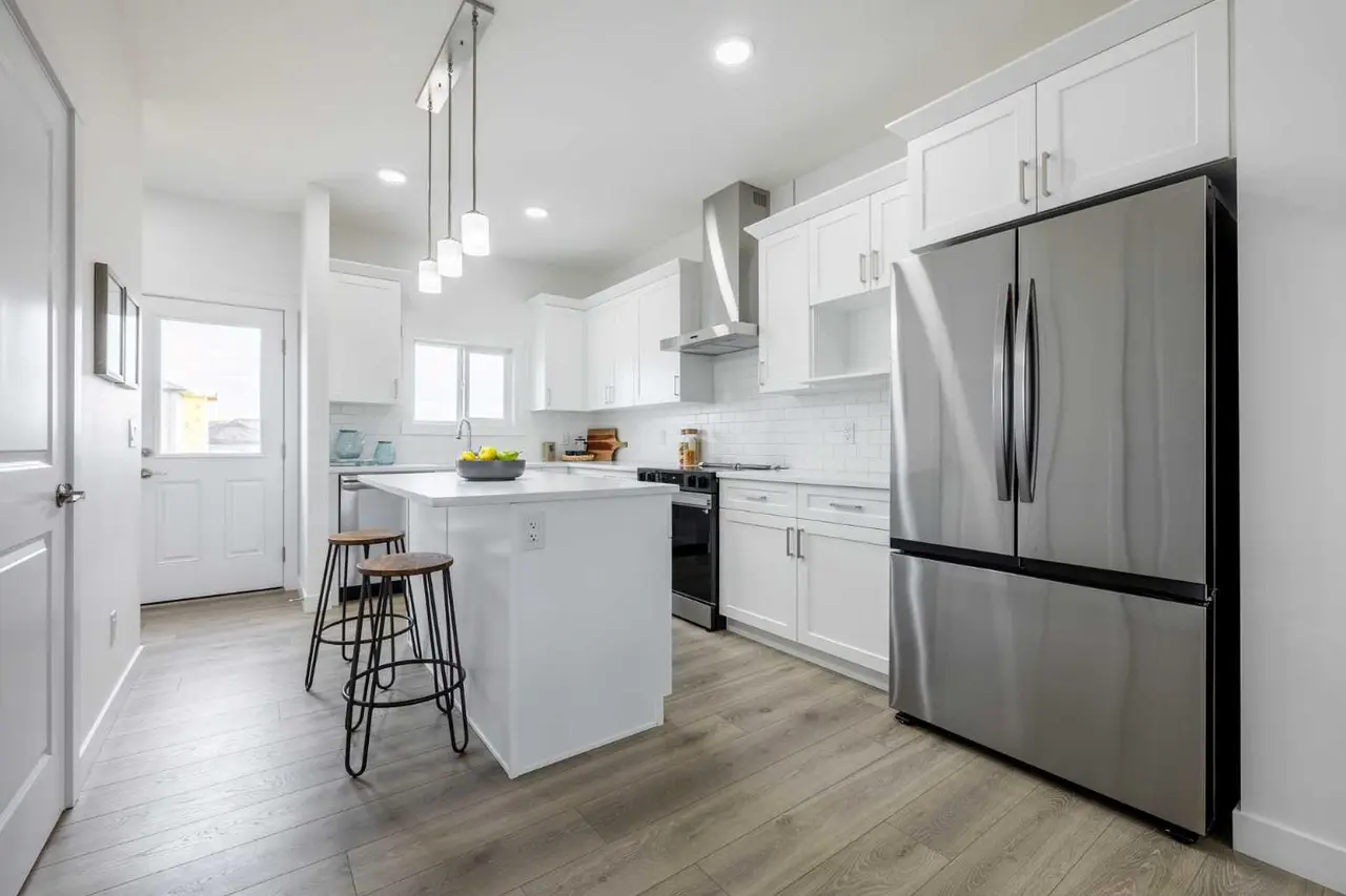 713 Clearview Green 
