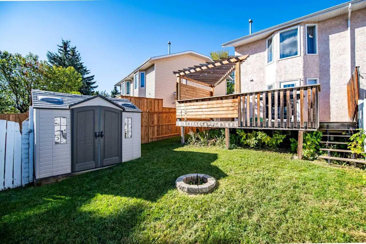 33 Kirsch Close 