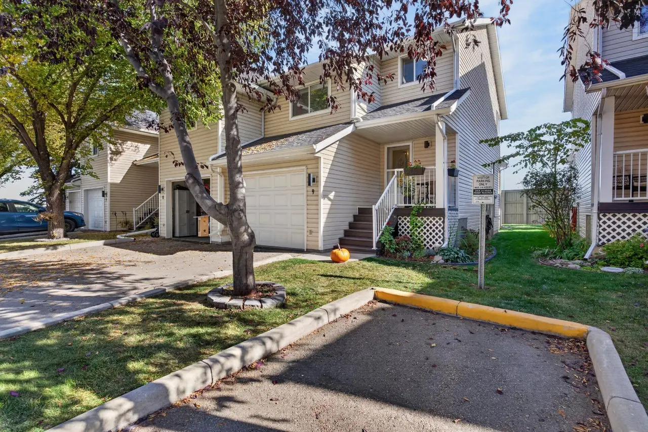 9, 567 Edmonton Trail NE