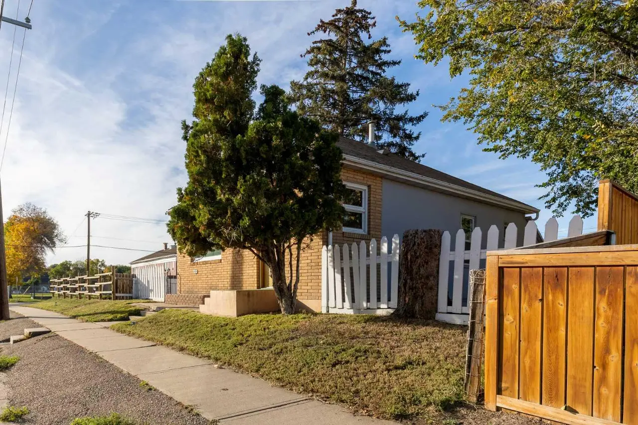 1114 Bridge Street SE
