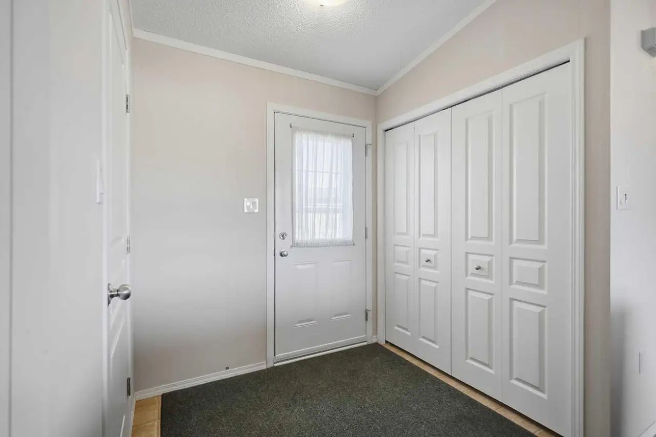 98, 15 Mackenzie Ranch Way 