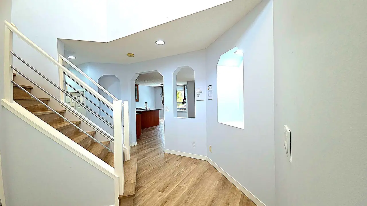 6 Cranwell Manor SE