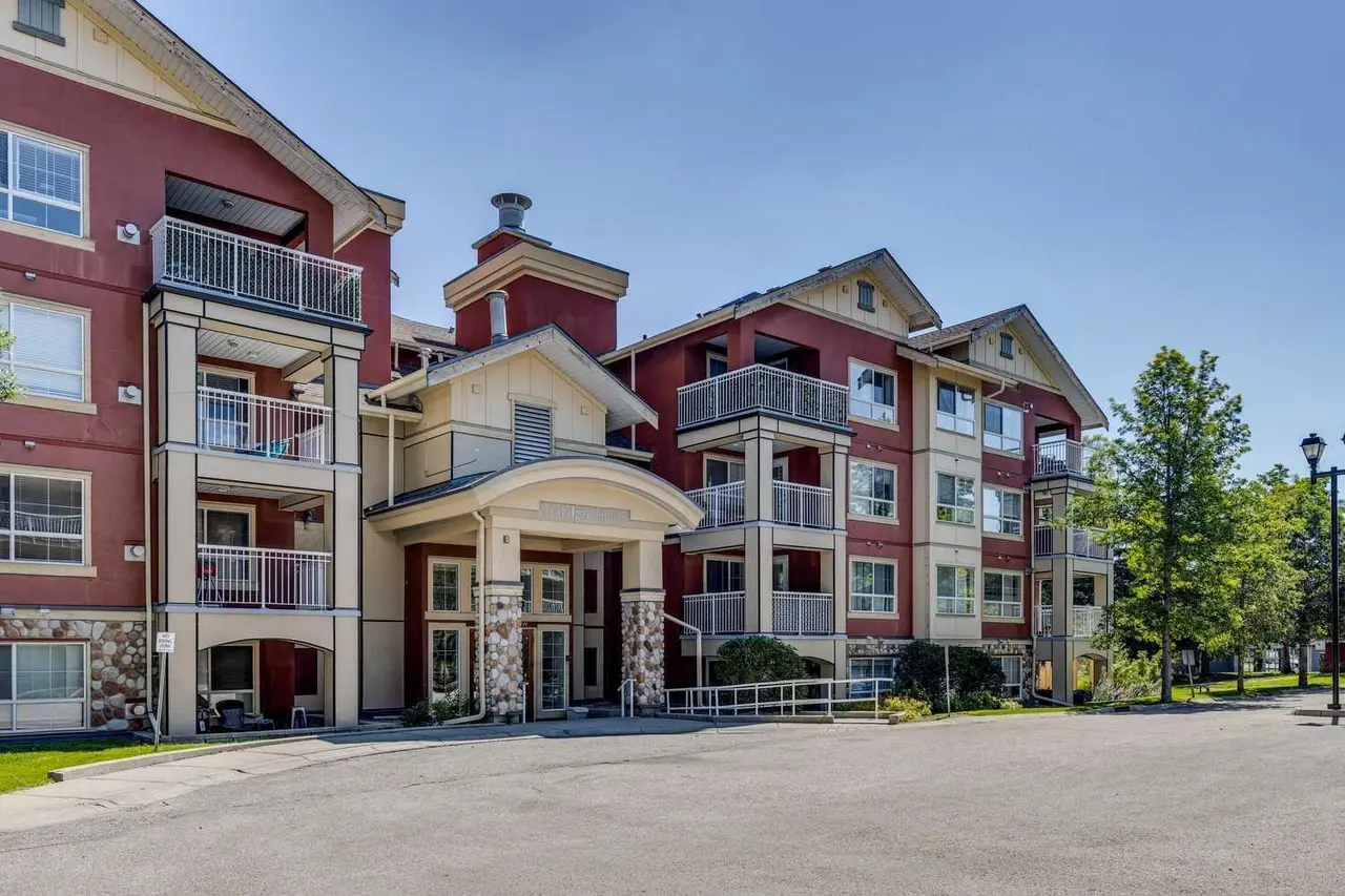 340, 22 Richard Place SW