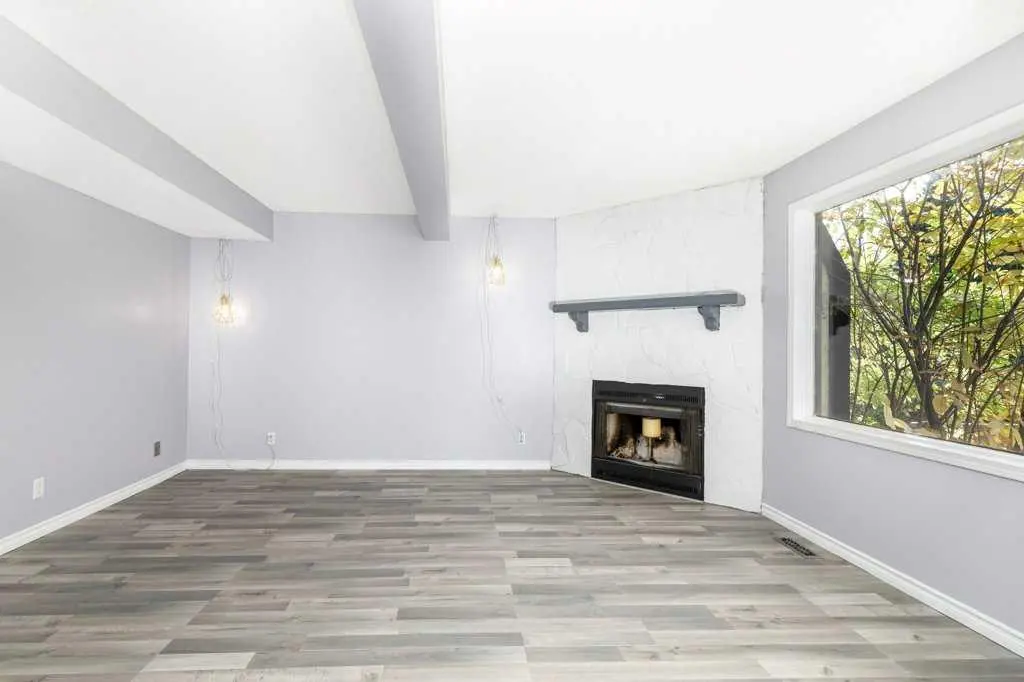 16C Manning Street 