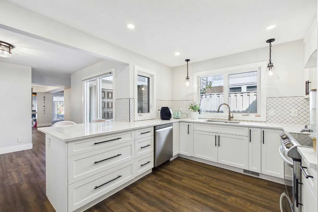 252, 20 Midpark Crescent SE