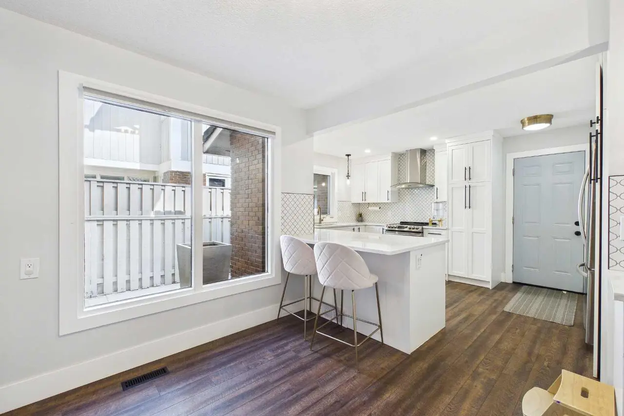 252, 20 Midpark Crescent SE