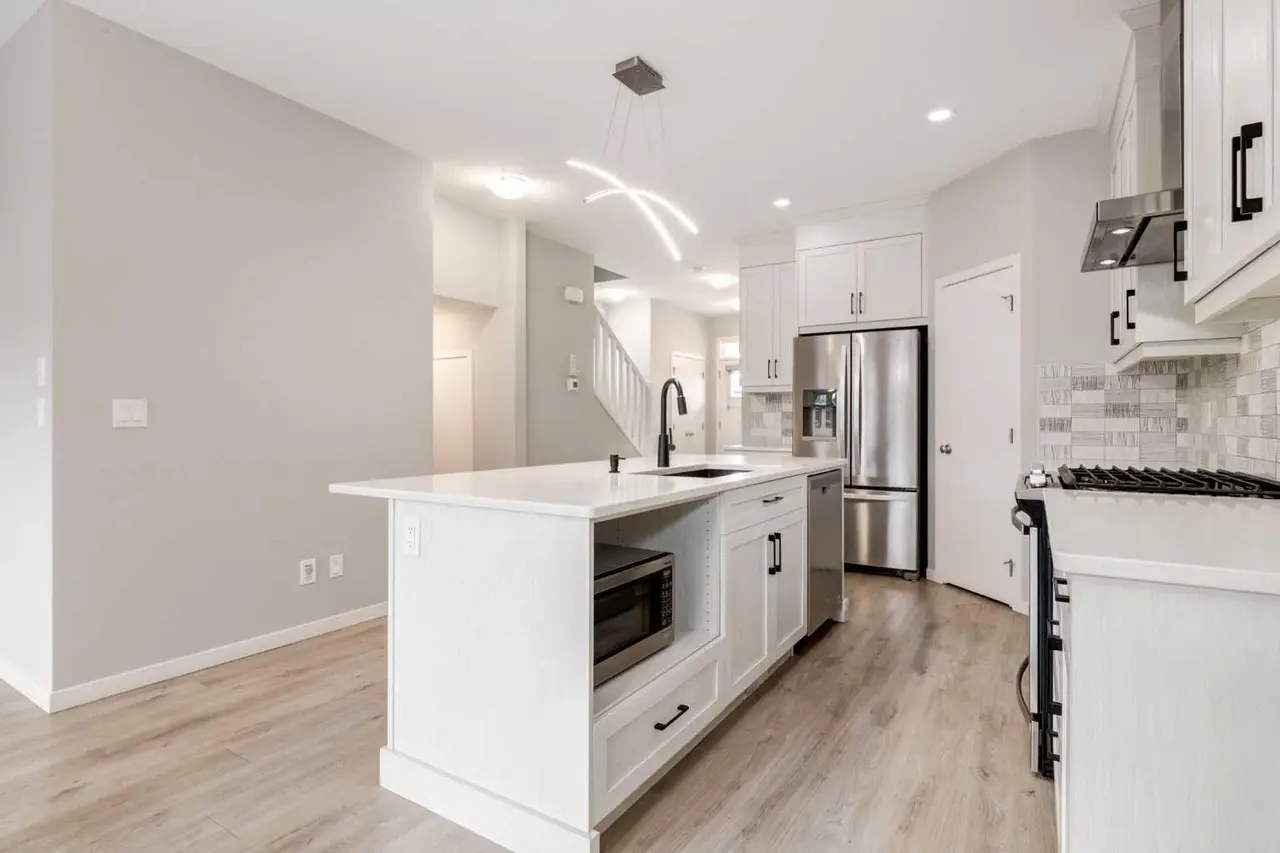 34 Midtown Crossing SW